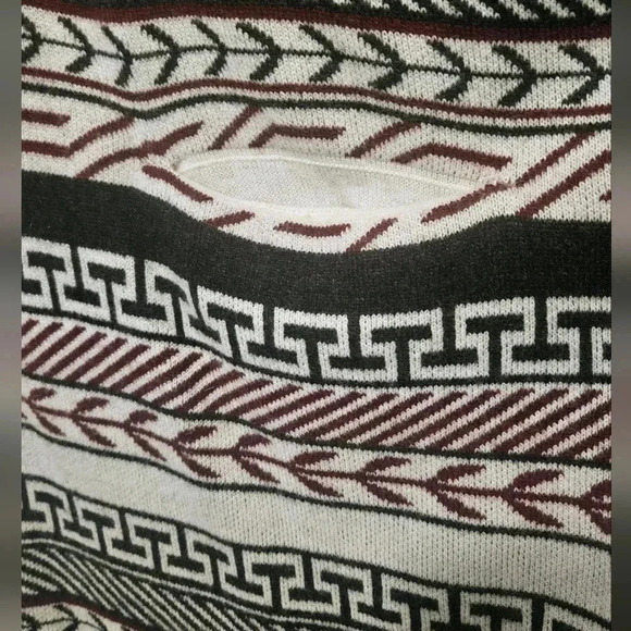 Aritzia Golden by TNA Roohan Poncho Sweater Alpaca Blend Ruana One Size  Pocket - Picture 11 of 12